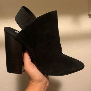 NWOT Steve Madden suede high heel mules. 3 in heel